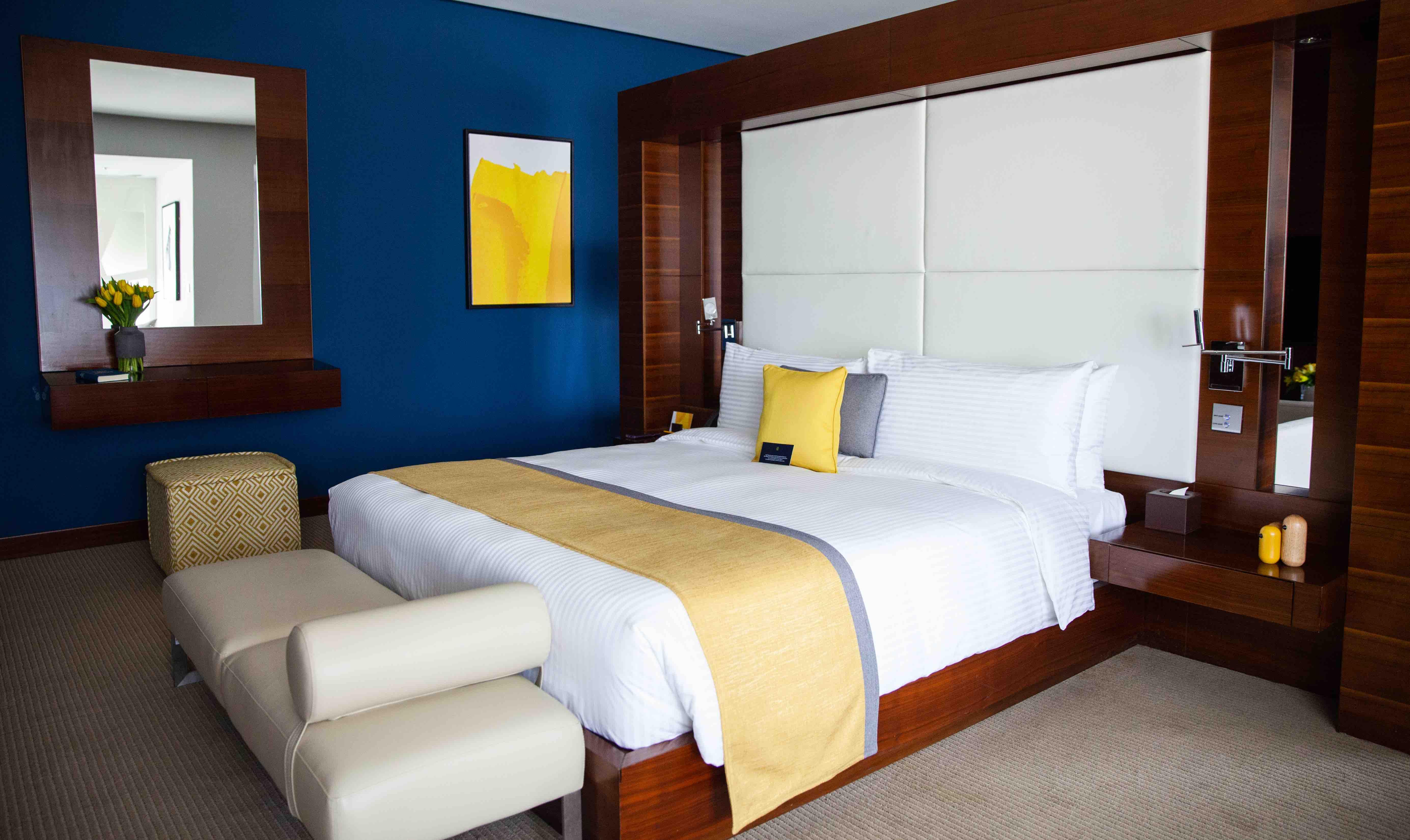 voco Dubai, an IHG Hotel Esterno foto A bedroom at the hotel