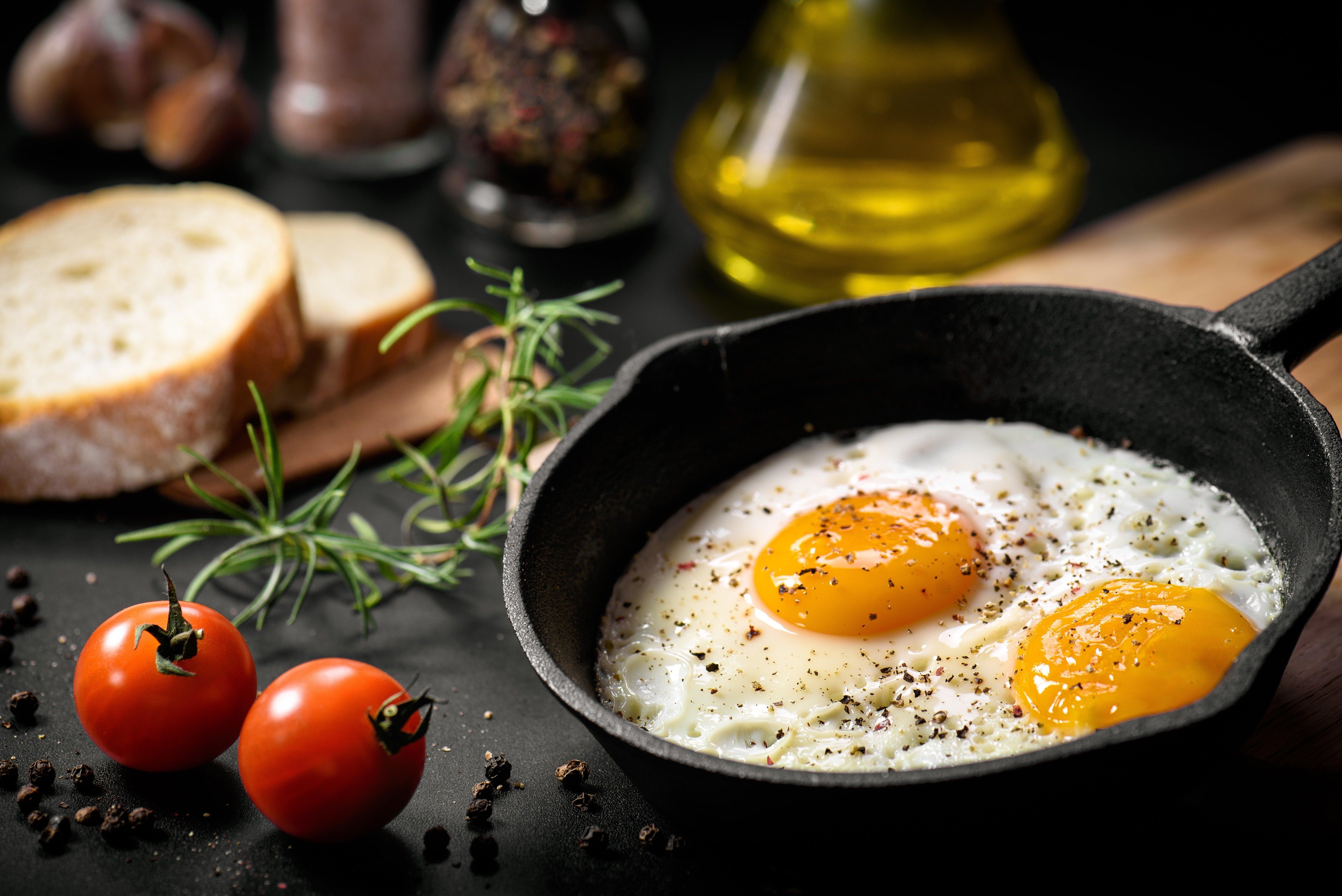 voco Dubai, an IHG Hotel Esterno foto Fried eggs